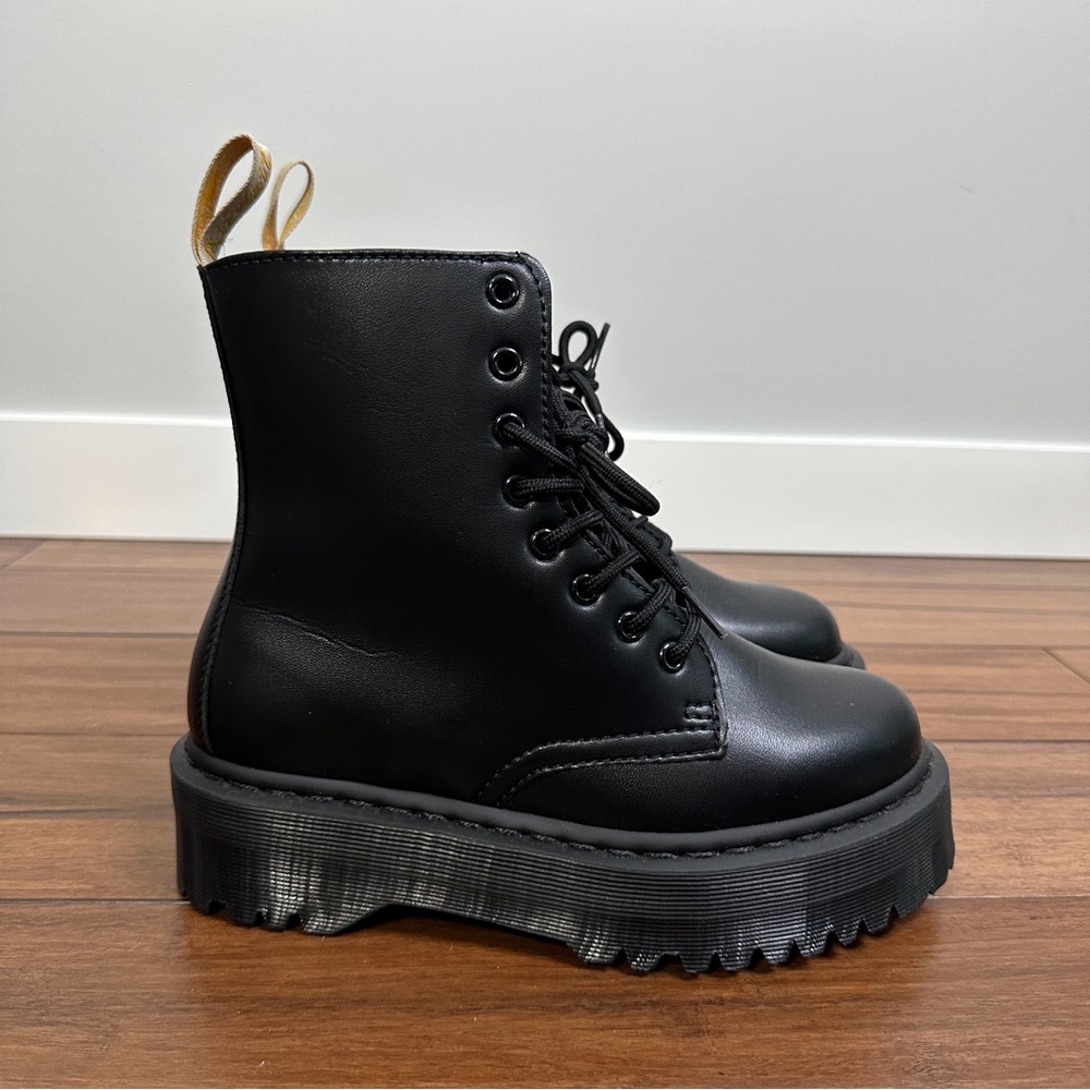 NWOT Jadon II Vegan Leather Dr Martens Sz 8 - Picture 5 of 13
